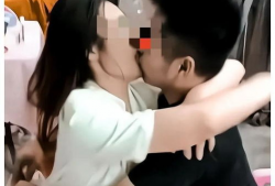 男女热吻视频,男女热吻视频引发热议